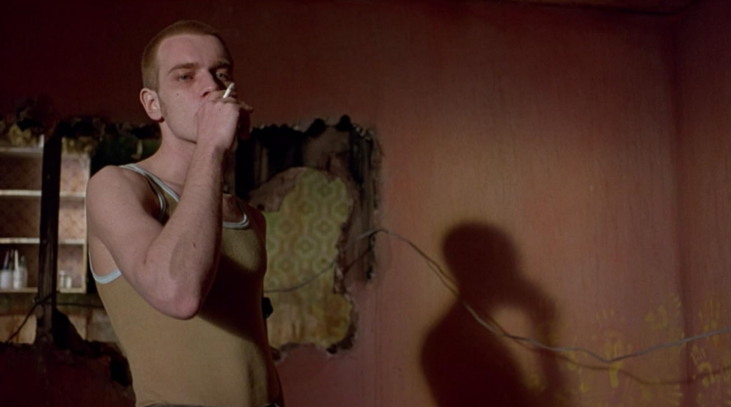 trainspotting personagem principal fumando